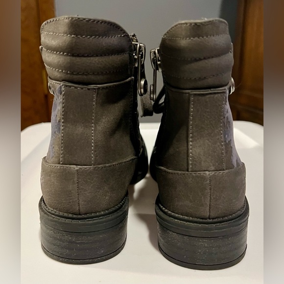 Ladies Boots - Blowfish - size 7 1/2 - NWOT - Picture 3 of 9